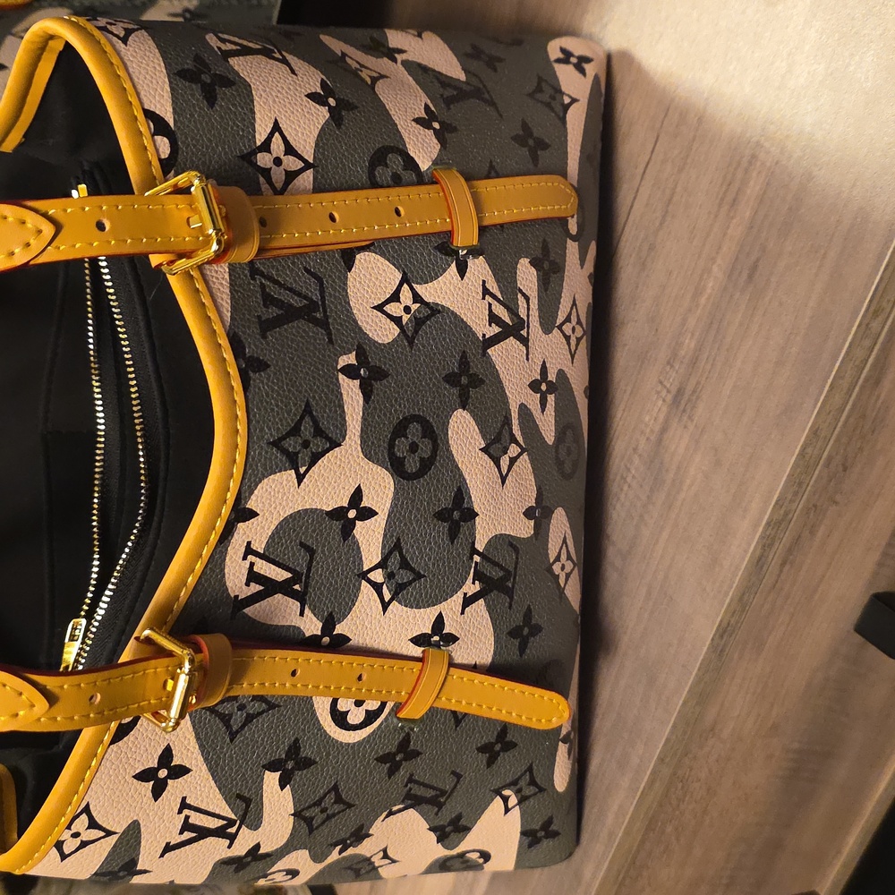 Elegant Fashion  Bag - Picture 5 of 11